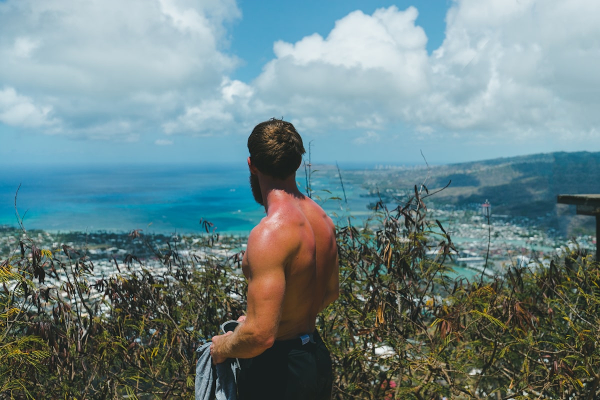 Vitamin supplements for men's energy and strength
